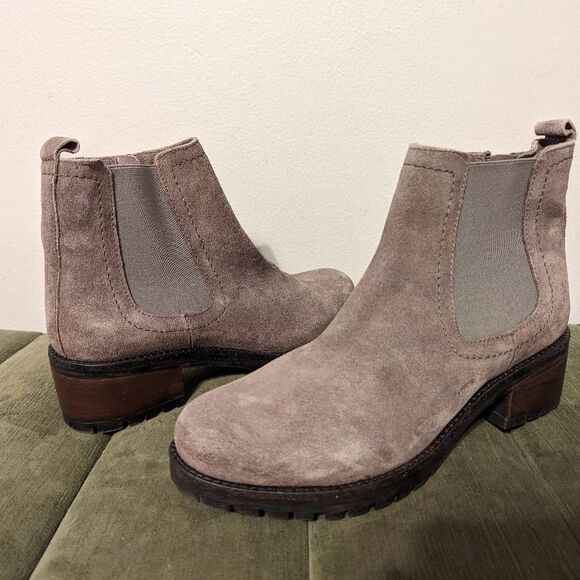 Skechers Chelsea Ankle Boots Lugnut Dark Taupe Suede 9.5 - Picture 1 of 10
